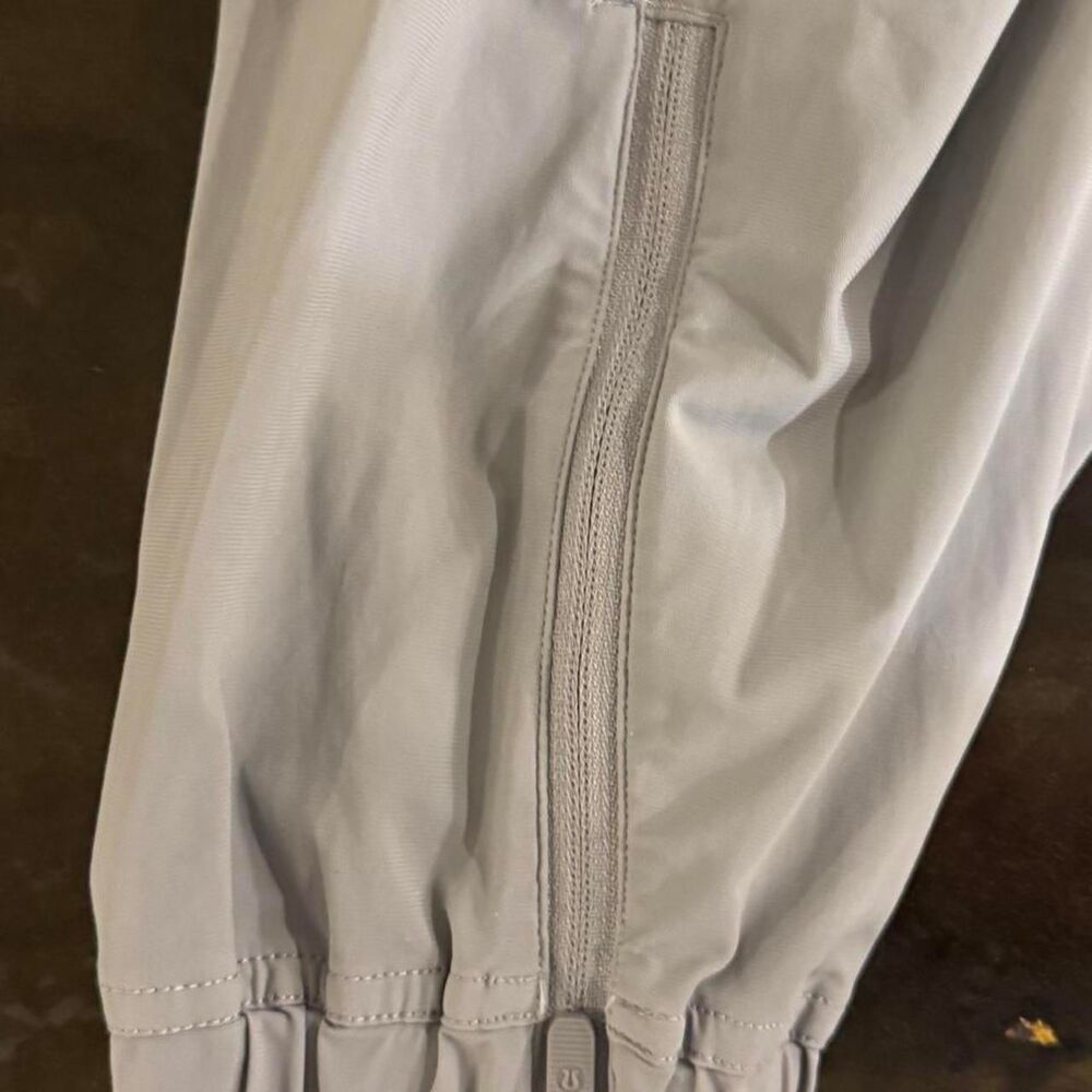 Lululemon Women's Joggers-tracksuits - Picture 4 of 6